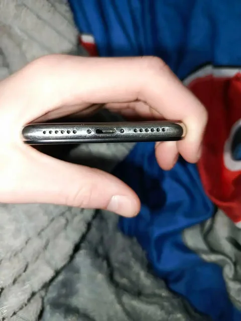 Обмен iPhone X на iPhone SE 2020 - Электроника в Минусинск