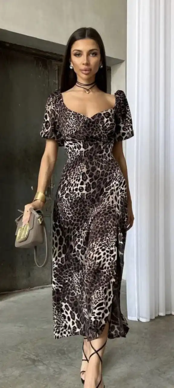 Новое платье 44 размера - Платья (Одежда) в Абакан