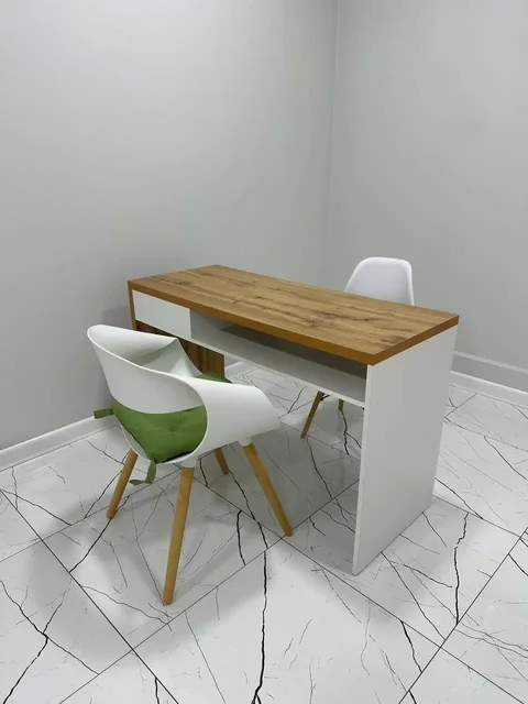 Продам стол и стулья - частное объявление в Абакан