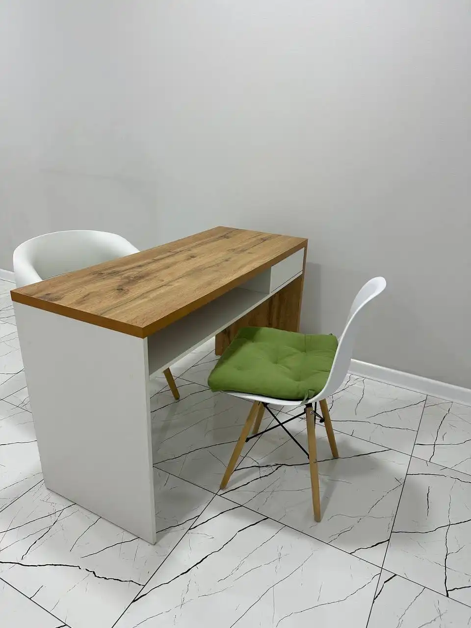 Продам стол и стулья - Барахолка в Абакан