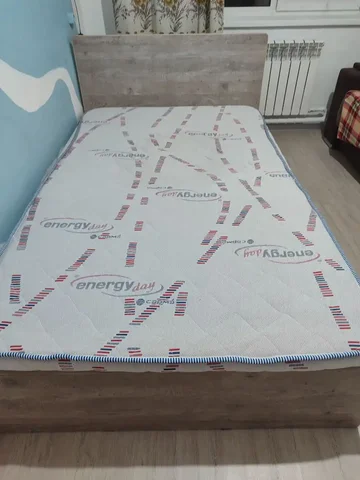 Продам кровать 1,5 с новым матрасом - Барахолка в Минусинск