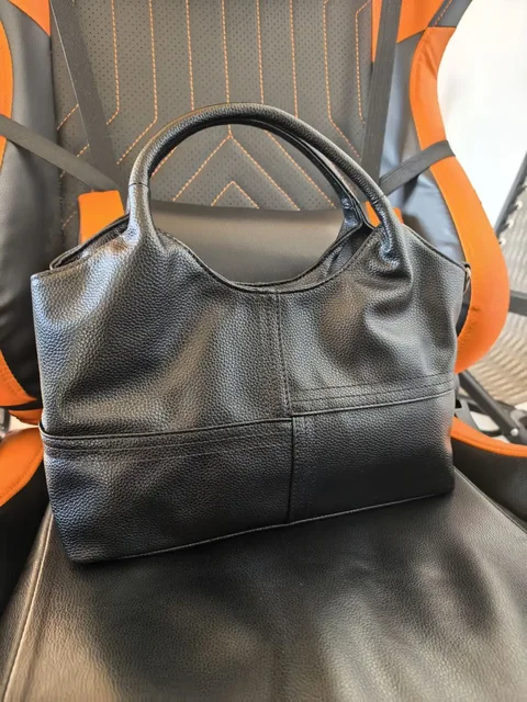 Новая женская сумочка идеального размера - Детская одежда в Минусинск