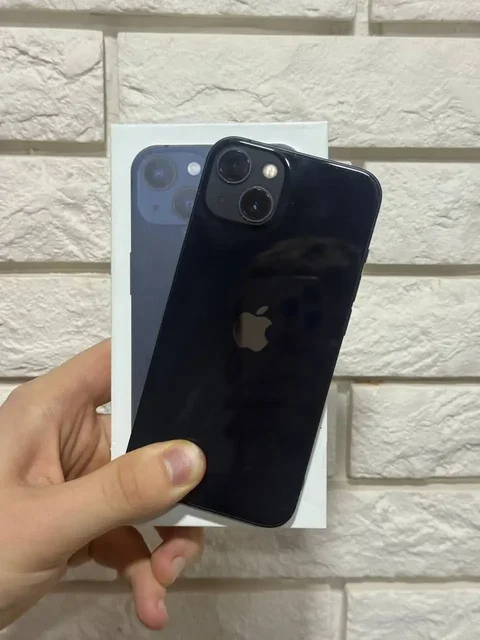 iPhone 13 256 ГБ в отличном состоянии - Электроника в Минусинск