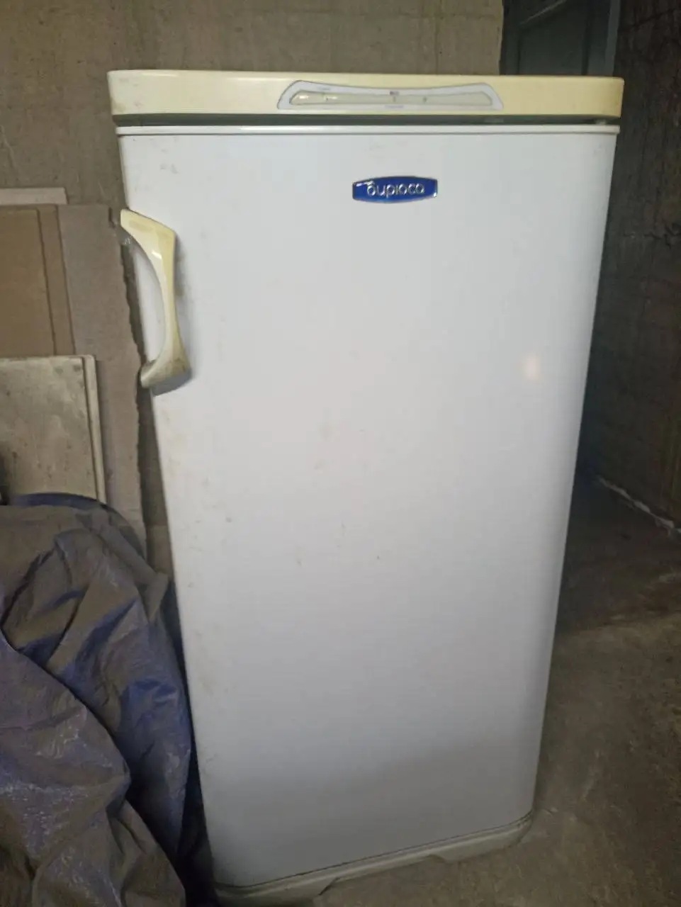 Продам компрессор с полками и ящиками - Барахолка в Минусинск