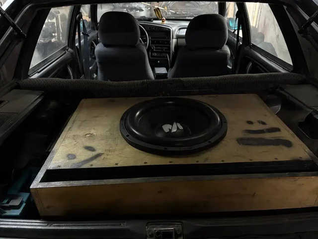 Продам саб Machete Sport 15 и усилитель Kix 600wx1 - частное объявление в Минусинск