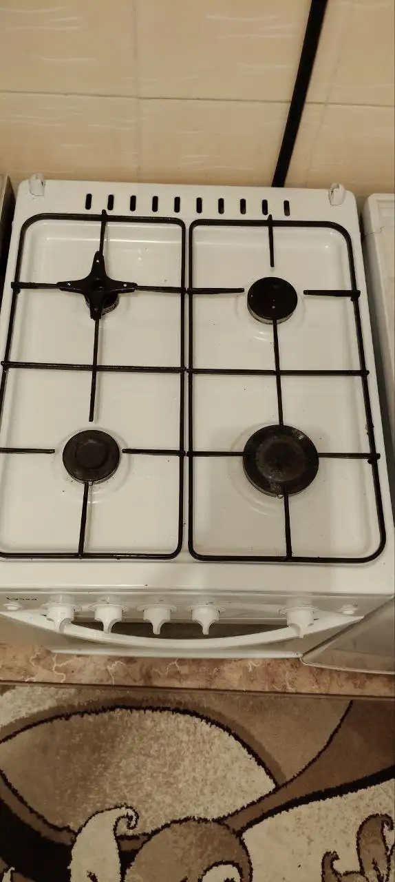 Продам газовую плиту 4 комфортная в отличном состоянии - Барахолка в Минусинск