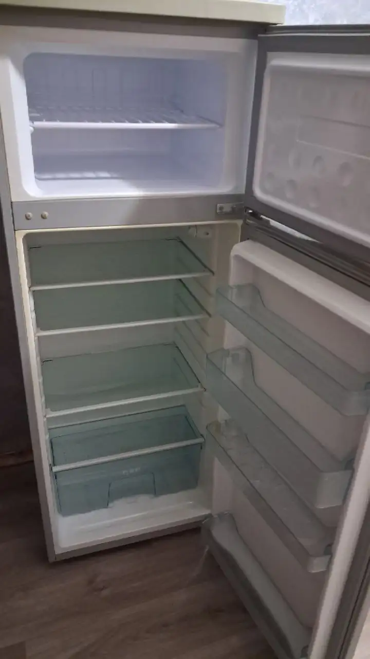 Продам холодильник - Холодильники (Для дома и дачи) в Минусинск