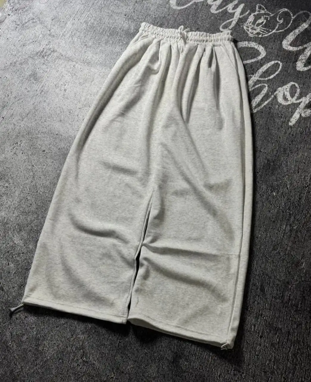 Широкие спортивные штаны M/L/XL черный и серый - Спортивная одежда (Одежда) в Минусинск