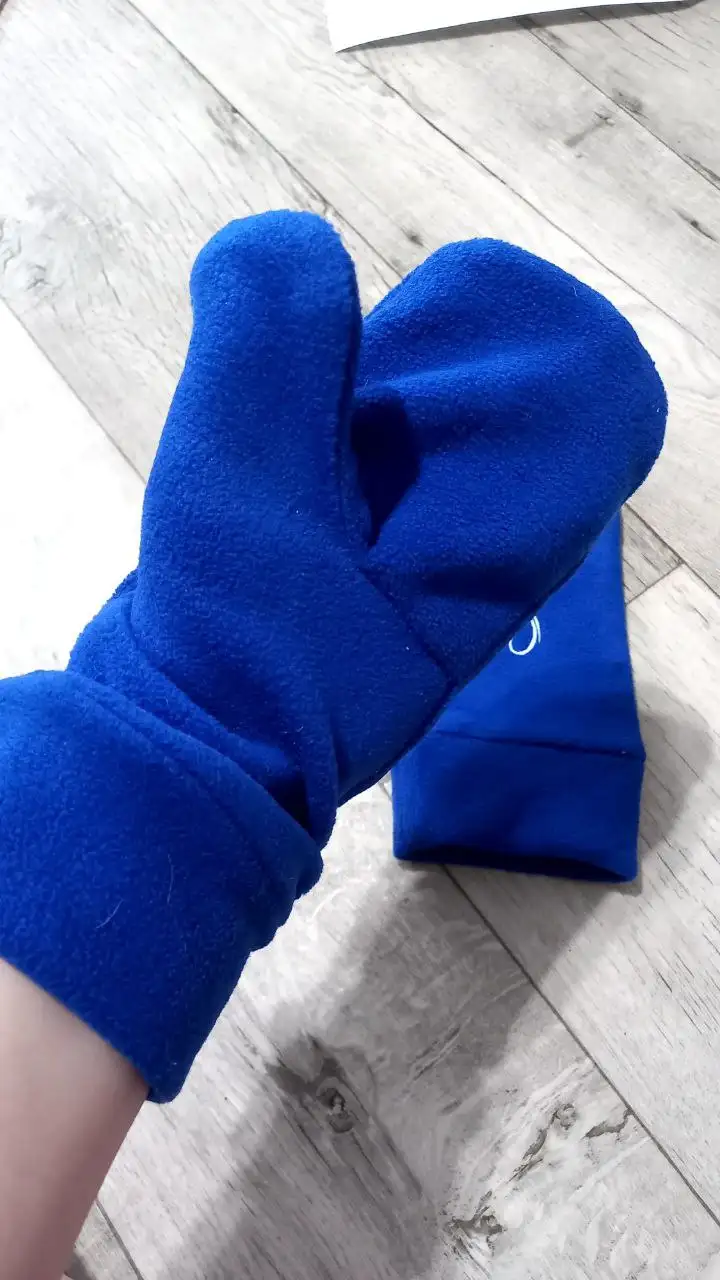 Флисовые варежки ручной работы с вышивкой - Барахолка в Минусинск