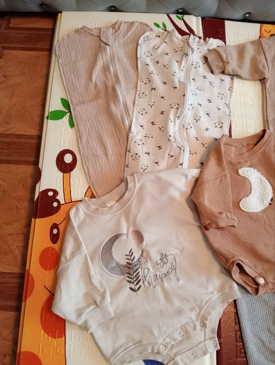 Продам пакетом детские вещи размер 62-68 - Одежда (Товары для детей) в Минусинск