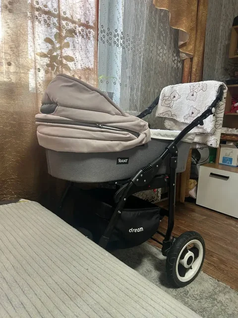 Продам коляску с автолюлькой и шезлонгом - Развивающие игрушки/Образование в Минусинск