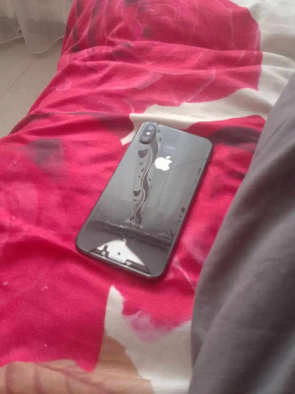 Обмен iPhone X 256 ГБ с камерой 4K/60fps - Смартфоны (Электроника) в Минусинск