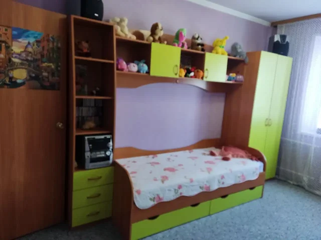 Комплект детской мебели с ковролином - Сувениры в Минусинск