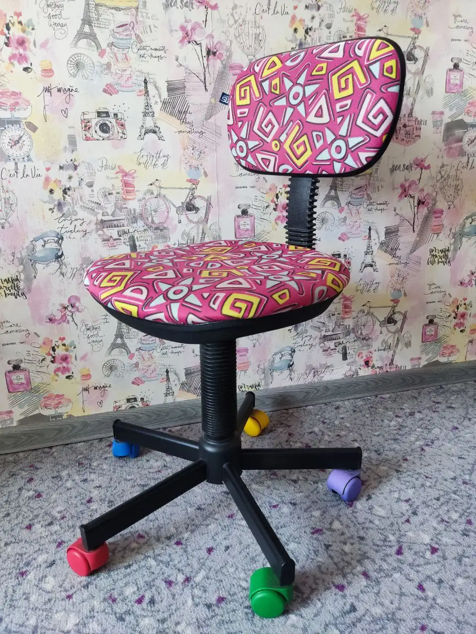 Комплект детской мебели с ковролином - Мебель (Барахолка) в Минусинск