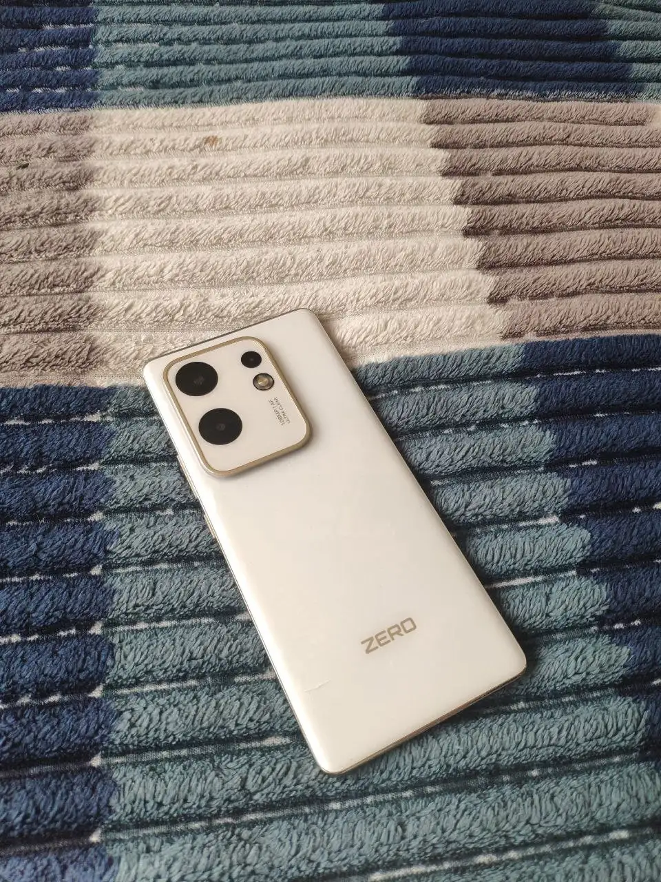 Продам или обменяю Infinix Zero 30 4G 8/256 - Смартфоны (Электроника) в Минусинск