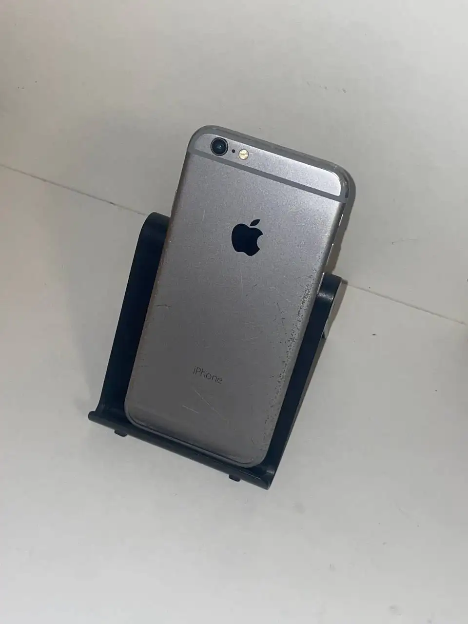 Продажа iPhone 6 64GB Космический серый с iCloud блокировкой - Смартфоны (Электроника) в Минусинск