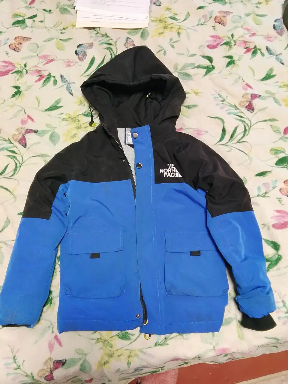 Продажа куртки для детей 7-8 лет - Детская одежда (Одежда) в Минусинск