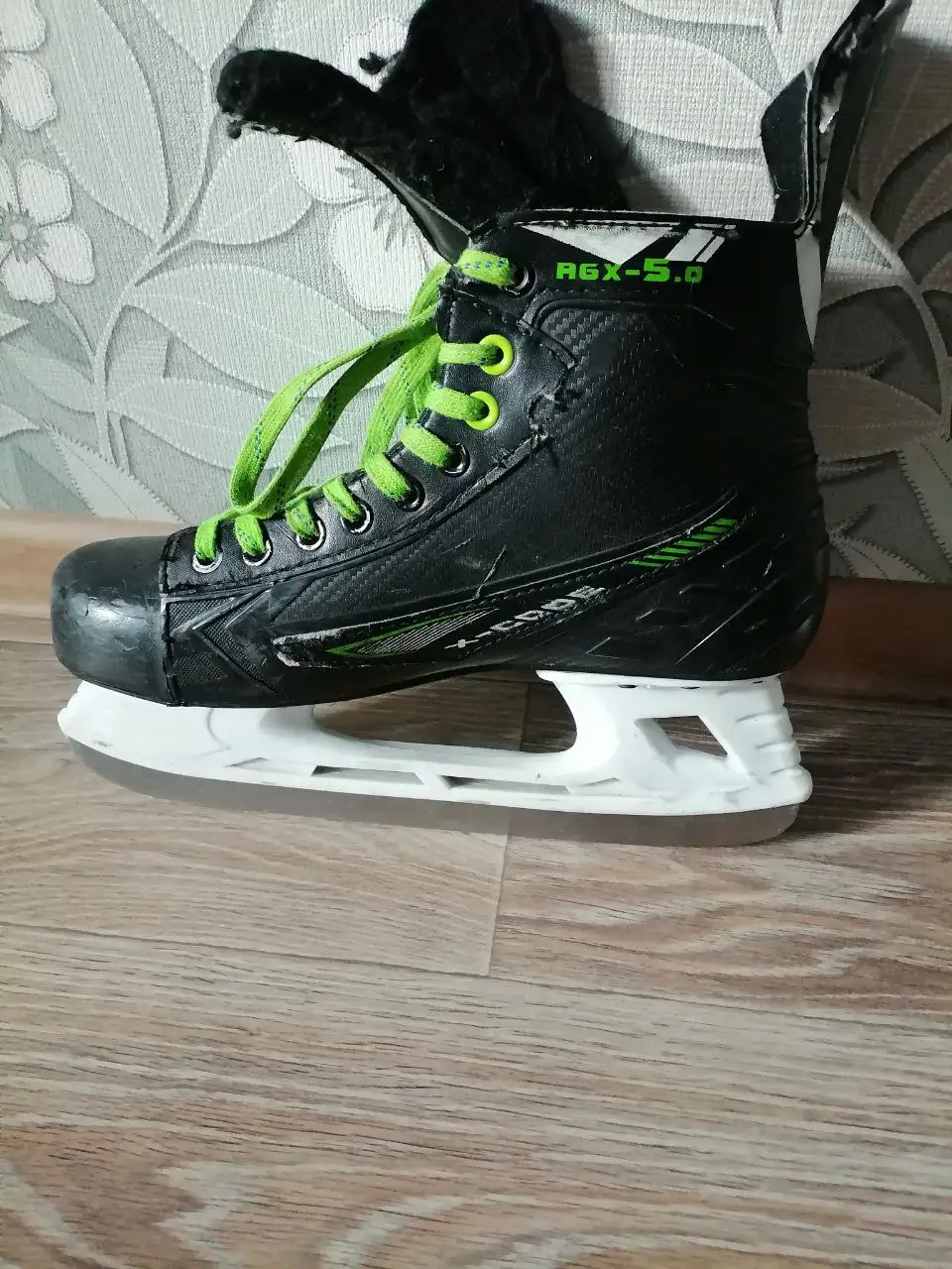 Продам коньки 43 размер - Коньки (Хобби и отдых) в Минусинск