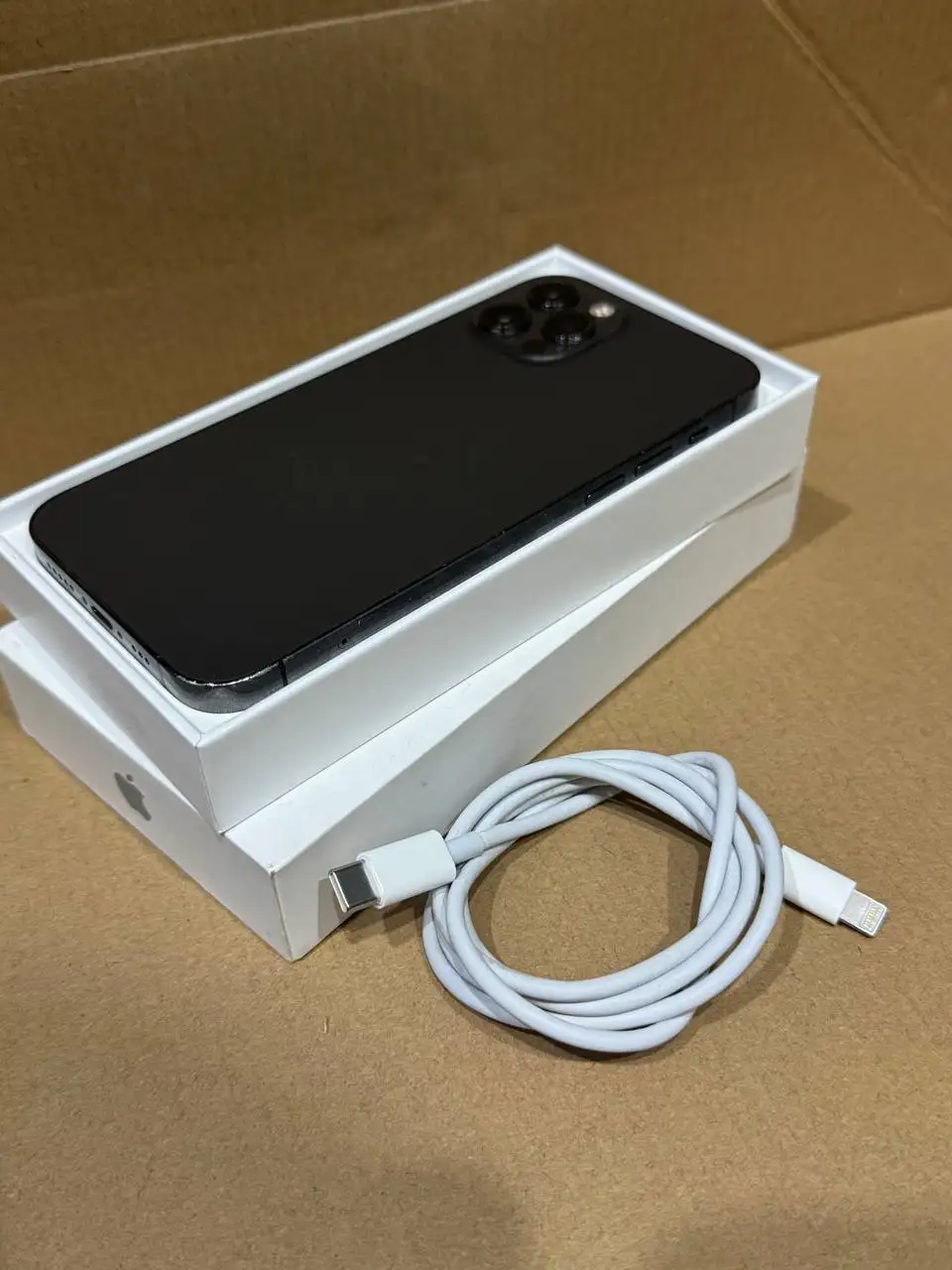 Продажа iPhone 12 Pro Max, iPhone 12 Pro, iPhone 11 - Смартфоны (Электроника) в Минусинск