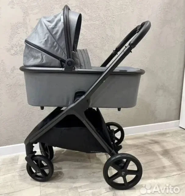 Коляска в идеальном состоянии с заводской упаковкой - Товары для детей в Минусинск