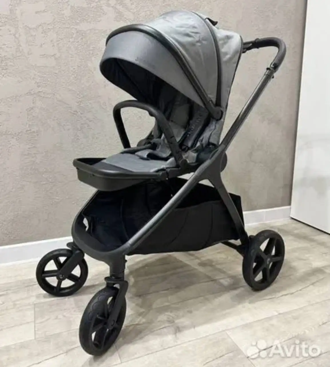 Коляска в идеальном состоянии с заводской упаковкой - Коляски (Товары для детей) в Минусинск
