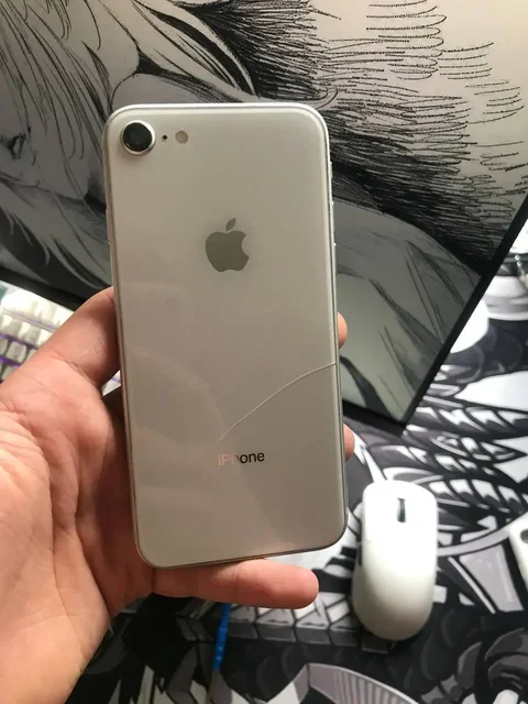 Продам iPhone 8 64GB с дефектами - Смартфоны в Минусинск