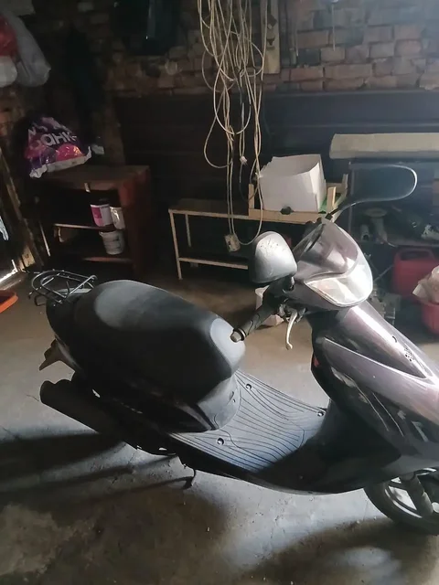 Продам мопед Honda Dio AF68 инжекторный - Запчасти в Минусинск