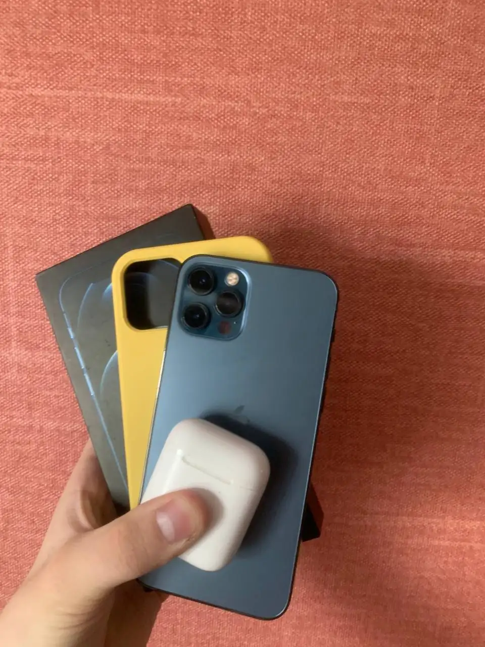 Продажа/обмен iPhone - Смартфоны (Электроника) в Минусинск