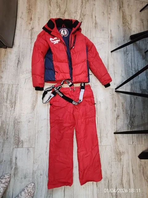 Отдам даром одежду размер 42-44 в Минусинске - Костюмы в Минусинск