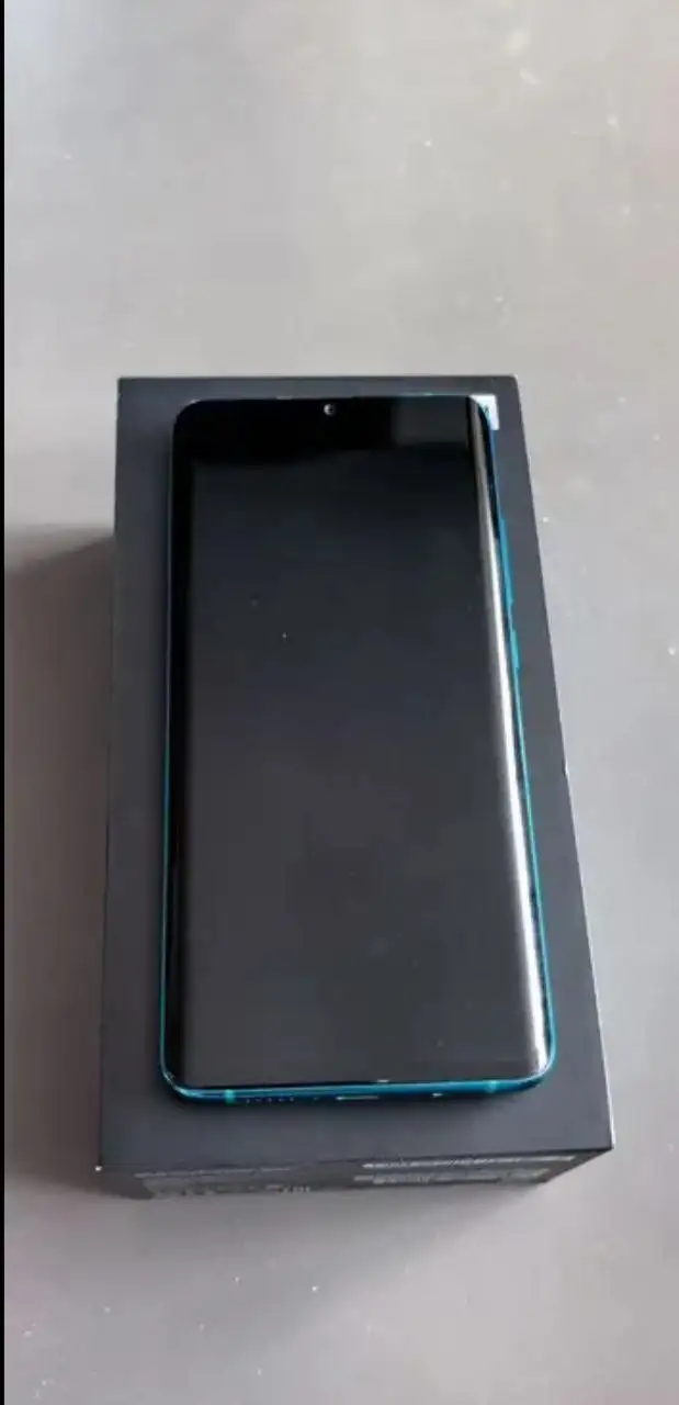 Продам Xiaomi Mi Note 10 6/128 - Смартфоны (Электроника) в Минусинск