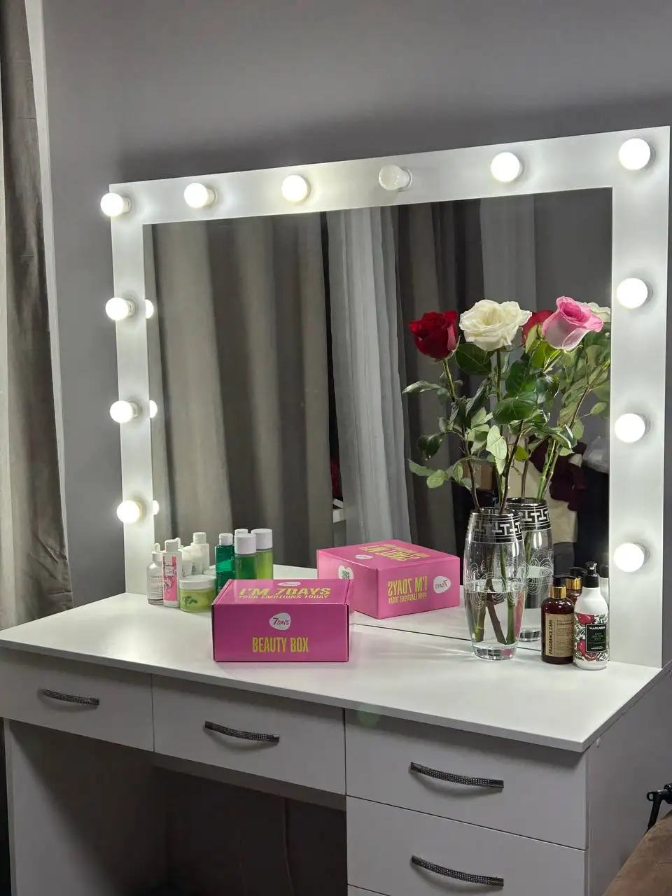 Продам стол большой - Мебель (Барахолка) в Минусинск