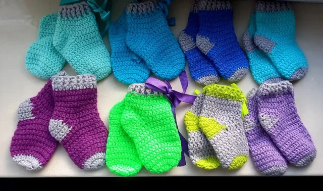 Детские сандали и носочки - Детская одежда и обувь в Минусинск