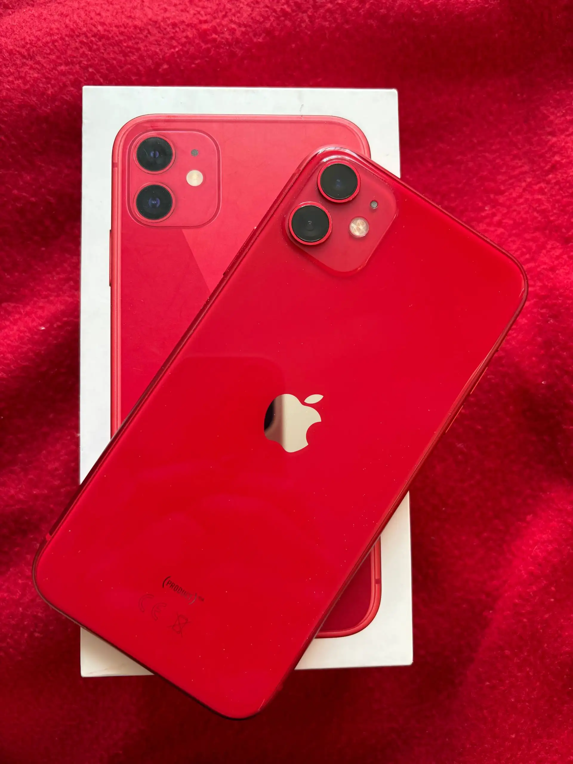 iPhone 11 64 ГБ в хорошем состоянии - Смартфоны (Электроника) в Минусинск