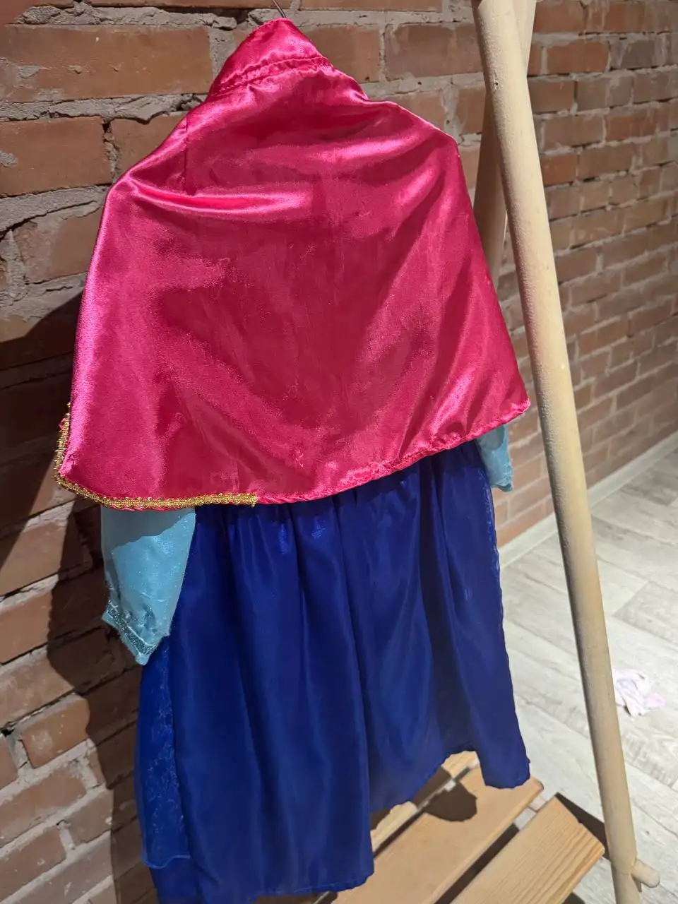 Костюм Анны из холодного сердца 116-122 - Карнавальные костюмы (Одежда) в Минусинск