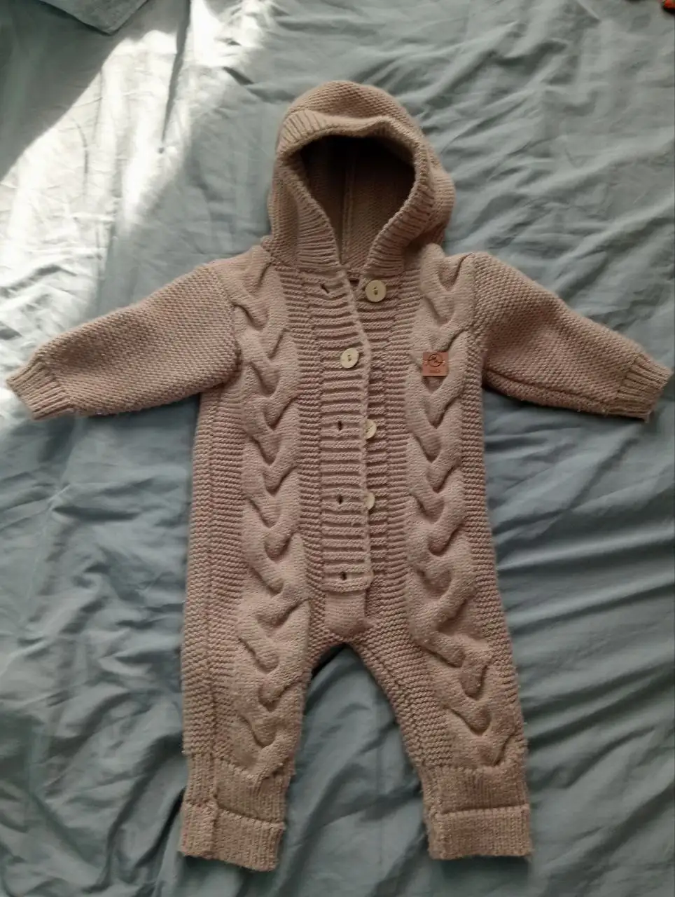 Продажа комбинезонов разных размеров и цветов - Детская одежда (Одежда) в Минусинск