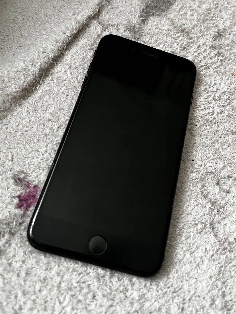 Обмен iPhone 7+ и iPhone 8+ - Смартфоны и телефоны (Электроника) в Минусинск