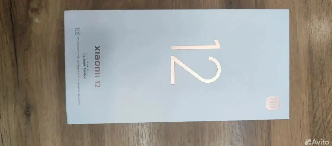 Продам Xiaomi 12 8/256 в хорошем состоянии - Смартфоны (Электроника) в Минусинск