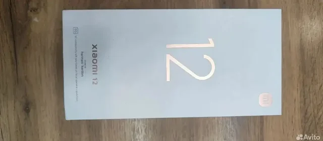 Продам Xiaomi 12 8/256 в хорошем состоянии - Смартфоны в Минусинск