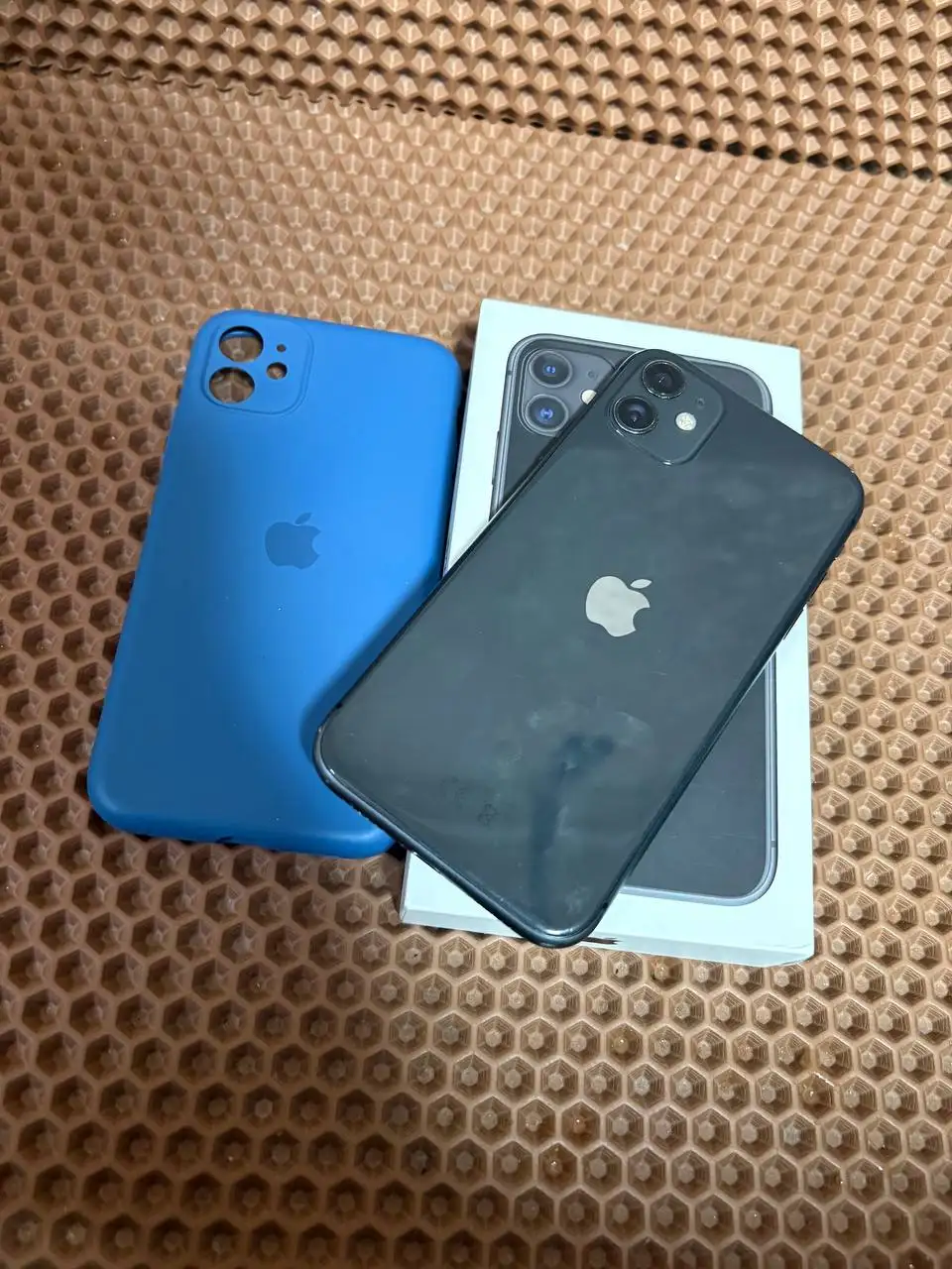 Продам iPhone 11 64GB в отличном состоянии - Смартфоны (Электроника) в Минусинск