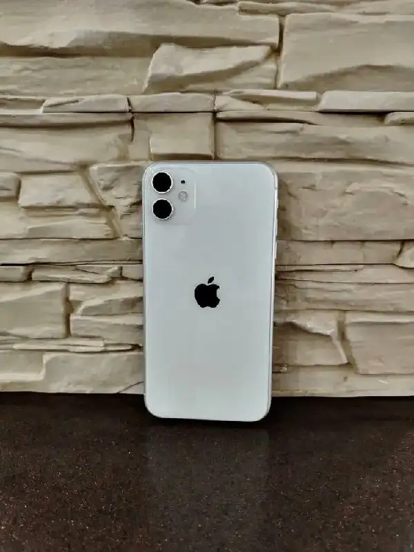 iPhone 11 64GB в отличном состоянии с полным комплектом - Смартфоны (Электроника) в Минусинск, Абакан