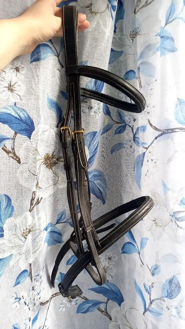 Спортивная кожаная уздечка для лошади - Барахолка в Минусинск