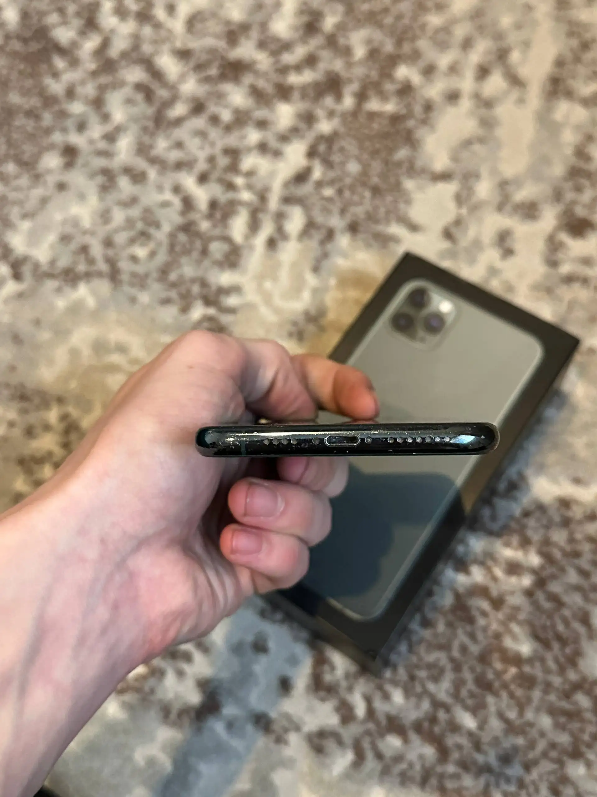 iPhone 11 Pro Max 64GB - Телефоны (Электроника) в Минусинск