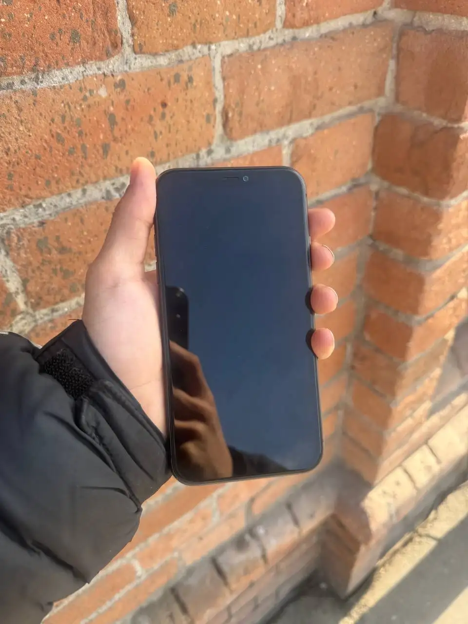 iPhone 11 64GB с неработающим Face ID - Смартфоны и гаджеты (Электроника) в Минусинск