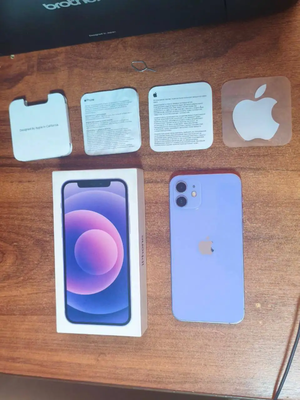 Обмен iPhone 12 на более старую модель с доплатой - Мобильные телефоны (Электроника) в Минусинск