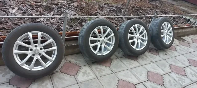 Продам колеса с летней резиной - Радиаторы в Минусинск