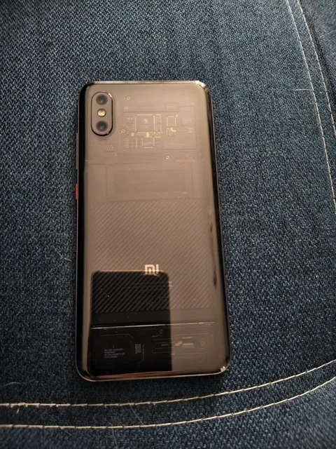 Xiaomi 8 Pro - Смартфоны в Минусинск
