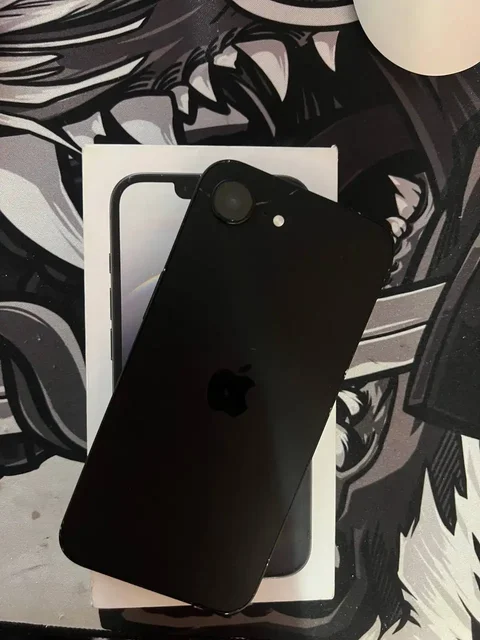 Продам iPhone 16e 128gb - частное объявление в Минусинск