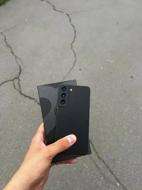 Продам Samsung S22 256GB - частное объявление в Минусинск