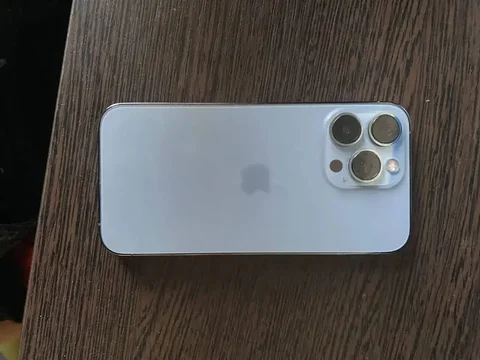 Обмен iPhone 13 Pro на модель ниже - частное объявление в Минусинск