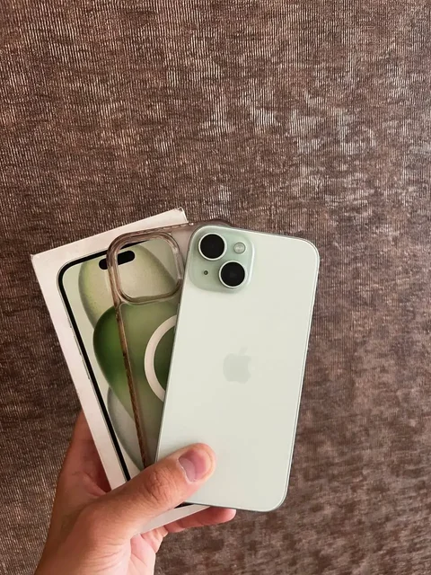 Продам iPhone 15 128GB - Смартфоны и гаджеты в Минусинск